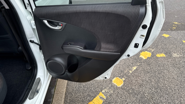 Honda Jazz 1.4 i-VTEC ES Plus 5dr CVT Petrol Hatchback